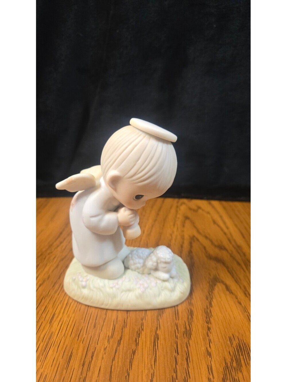 Precious Moments Porcelain Figurine God's Ray Of Mercy 1983